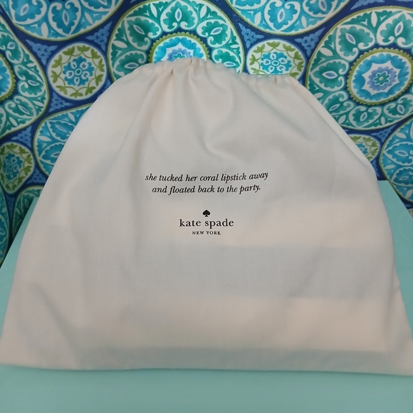 Kate Spade Penn Valley Amy Crossbody Bag - Picture 11 of 11